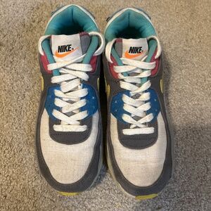 NIKE air sprung shoes